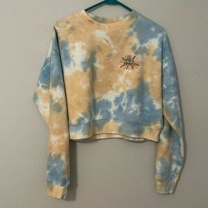 NWOT Cross Colors cropped tie dye sweatshirt, women’s size Medium.
